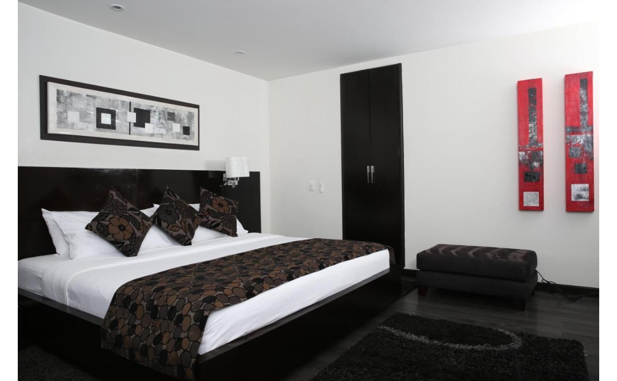 Suites 108-12